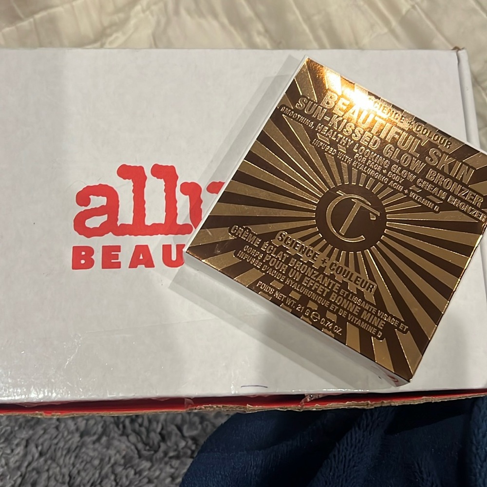 Charlotte Tilbury Beautiful Skin Sun-Kissed Glow Bronzer shade 1 Fair/Pale